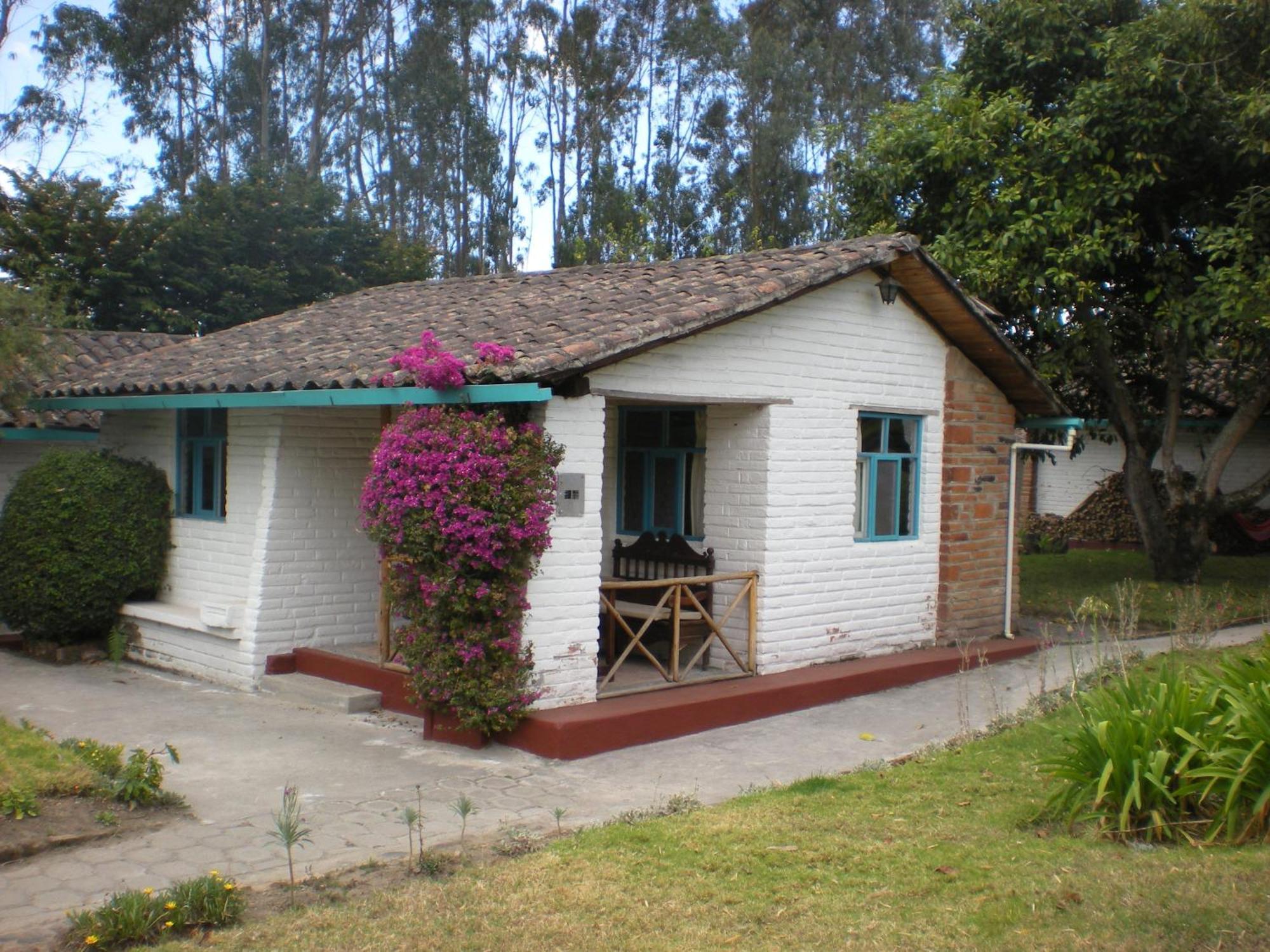 אוטהוואלו Las Palmeras Inn מראה חיצוני תמונה