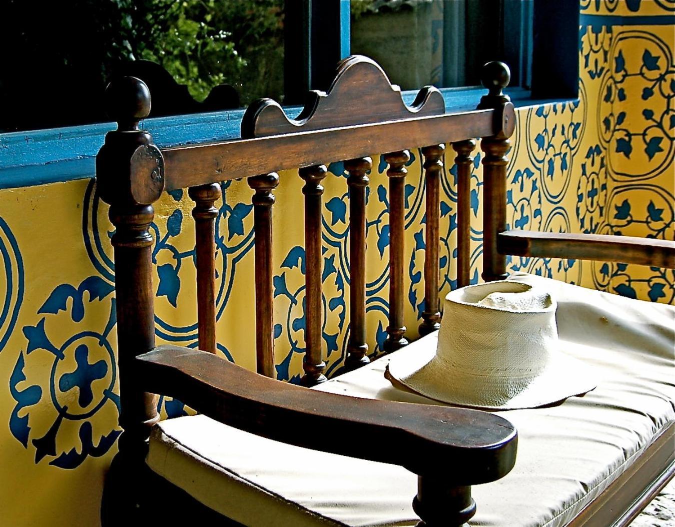 אוטהוואלו Las Palmeras Inn מראה חיצוני תמונה